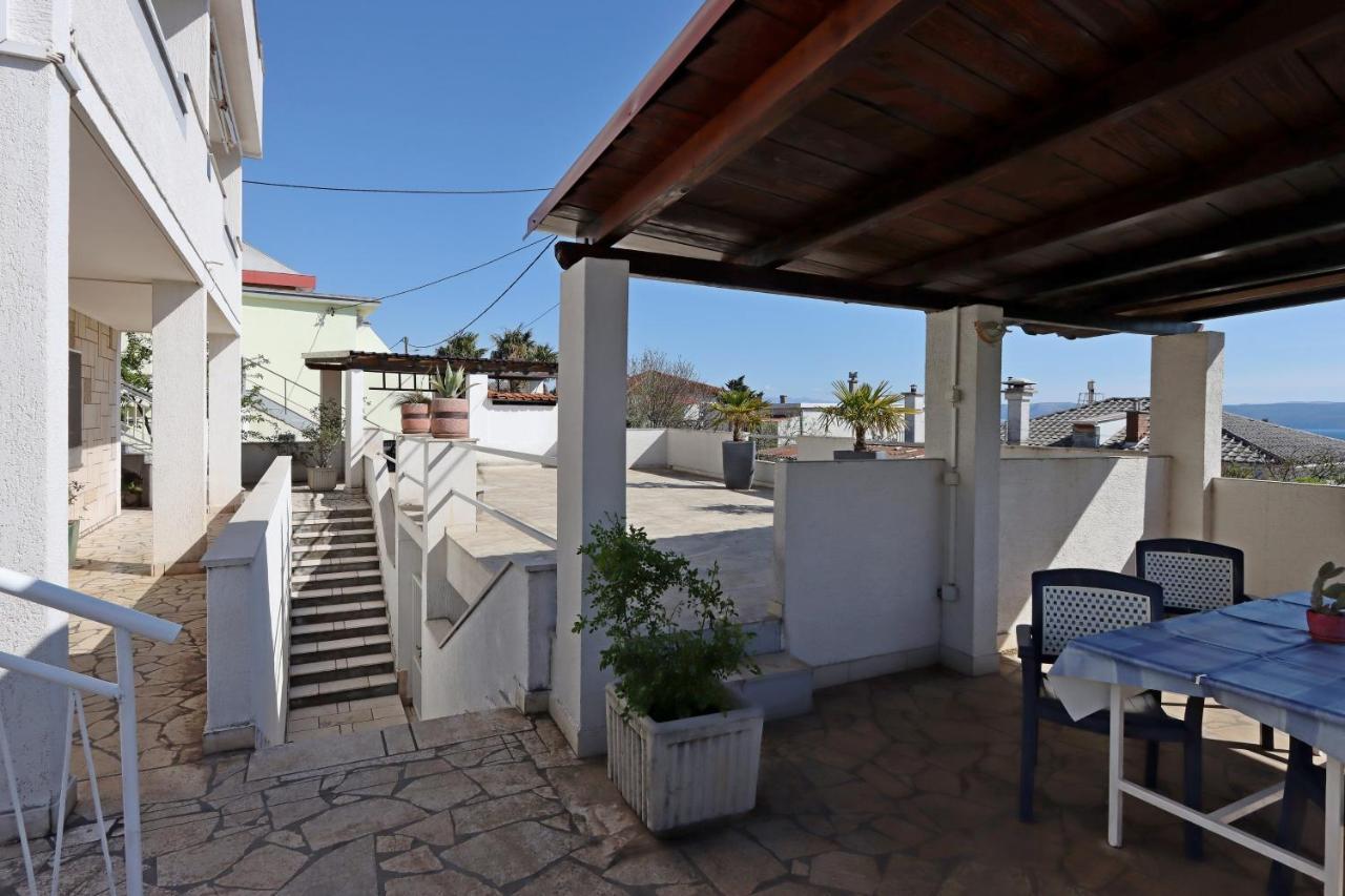 Apartments With A Parking Space Crikvenica - 12592 Exterior foto