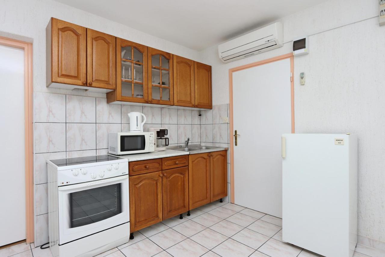 Apartments With A Parking Space Crikvenica - 12592 Exterior foto